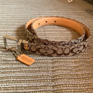 Coach signature leather reversible belt.
